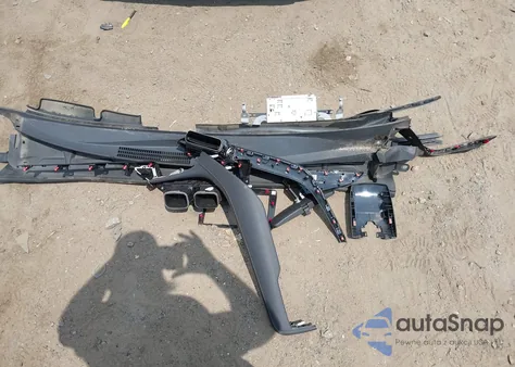 2022 Toyota Camry Se z USA, uszkodzony, nr VIN 4T1G11AK3NU686869